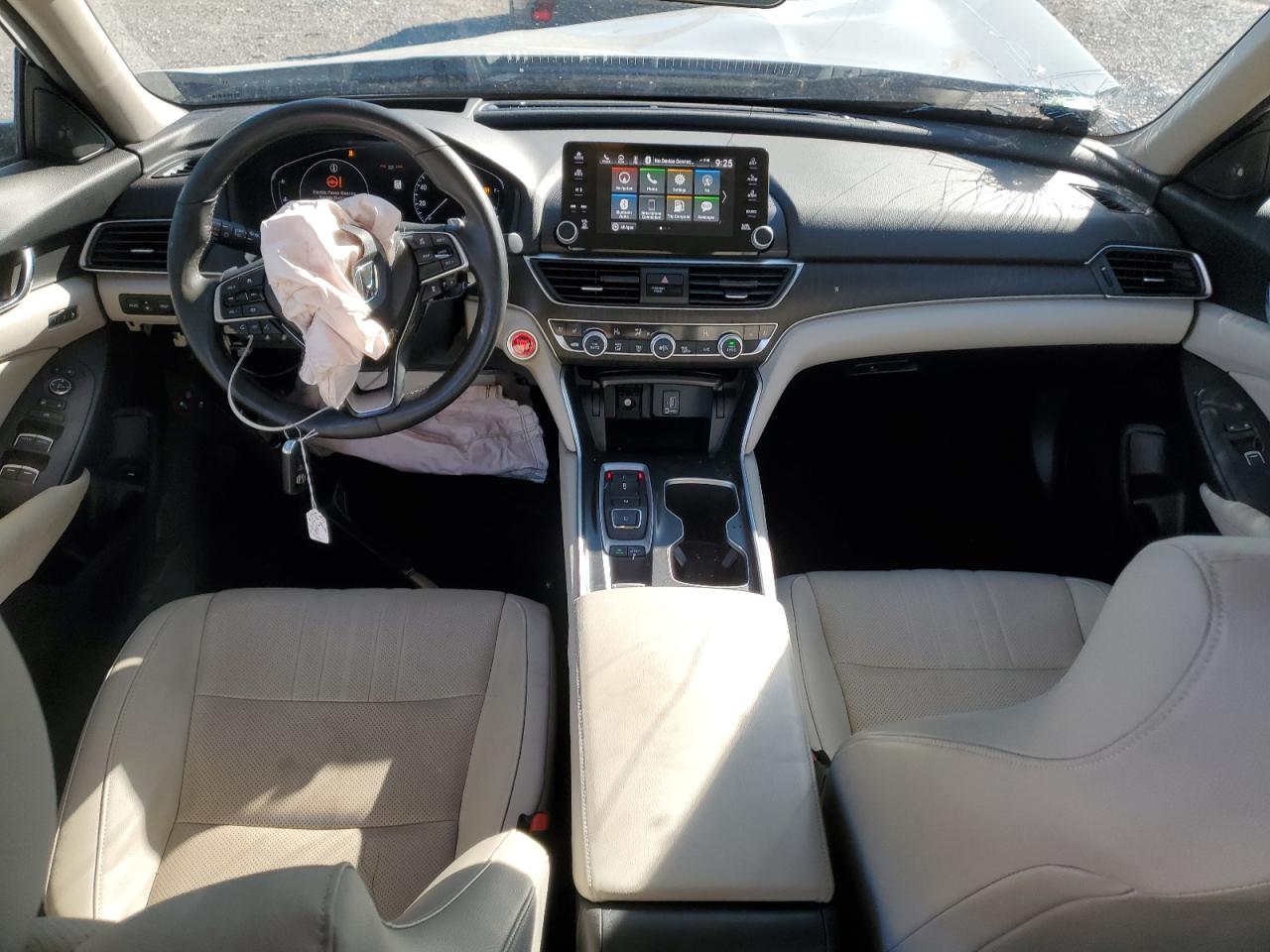 Honda Accord Touring Image 2