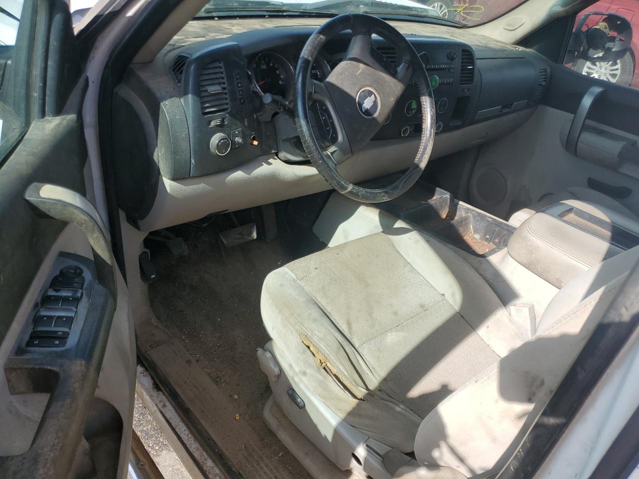 Chevrolet Silverado K1500 Image 11