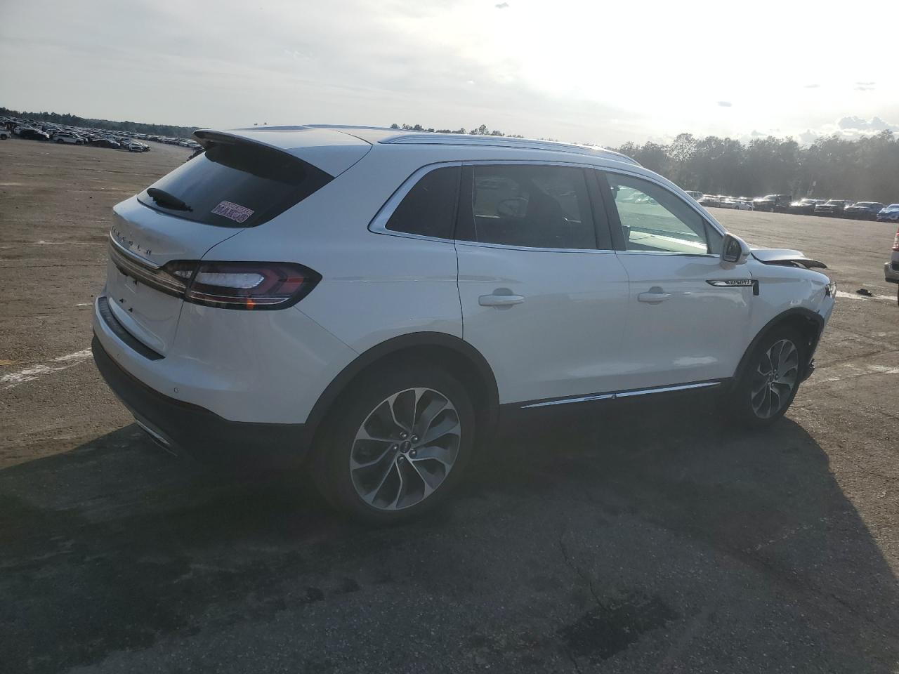 Lincoln Nautilus Reserve Image 2