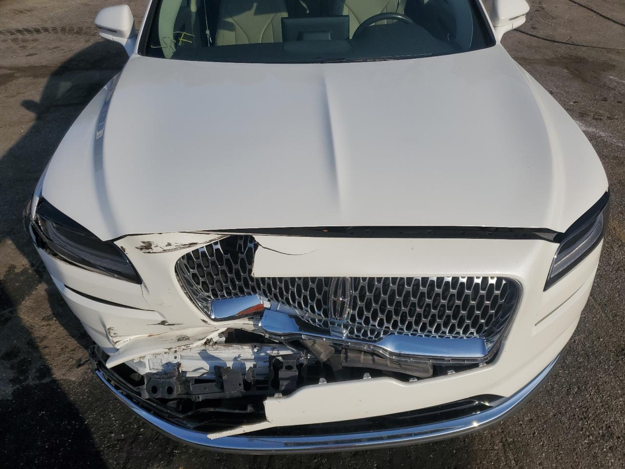 Lincoln Nautilus Reserve Image 12