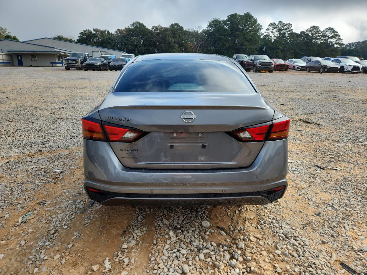 Nissan Altima S Image 3