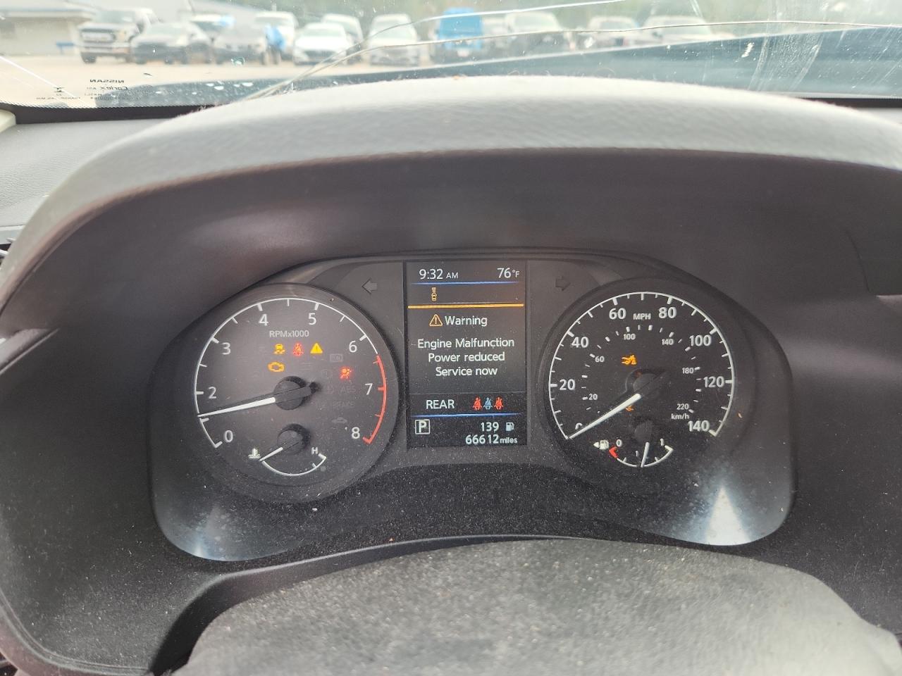 Nissan Altima S Image 8