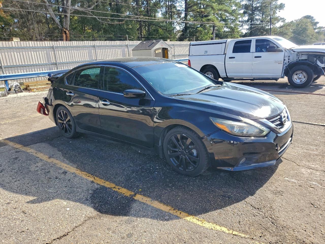 Nissan Altima 2.5 Image 6