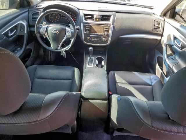 Nissan Altima 2.5 Image 11