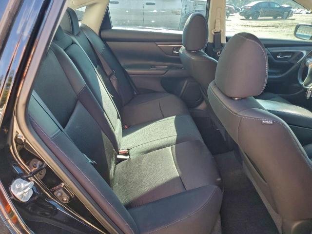 Nissan Altima 2.5 Image 7