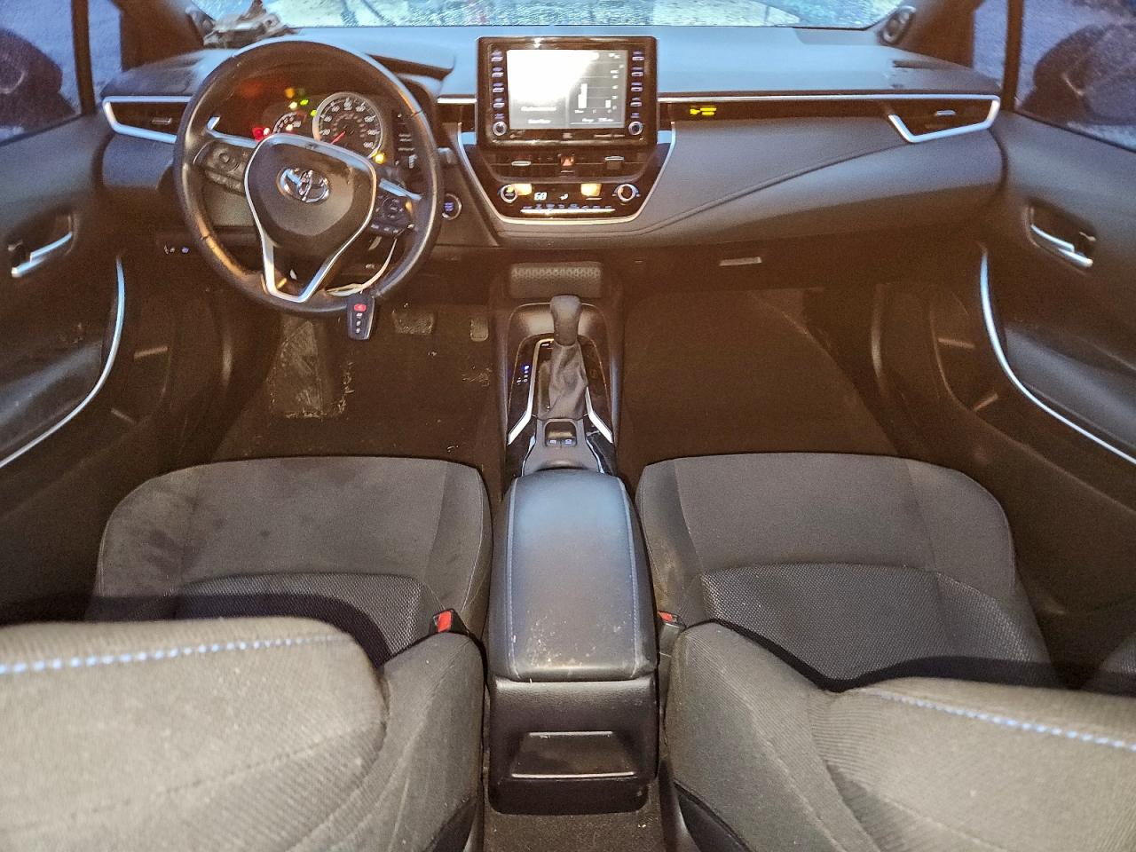 Toyota Corolla Se Image 4