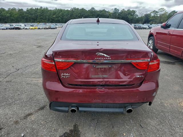 Jaguar XF Premium Image 6