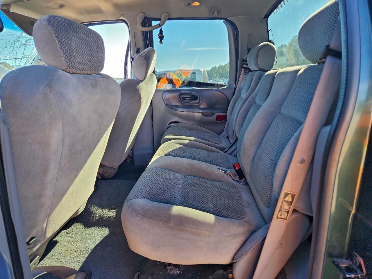 Ford F-150 Supercrew Image 8