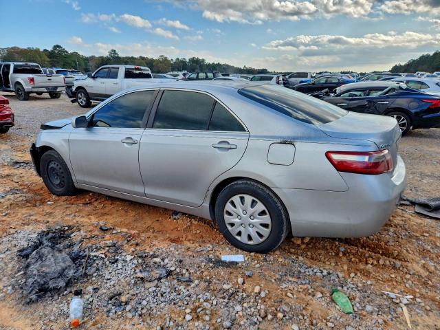 Toyota Camry Ce Image 9