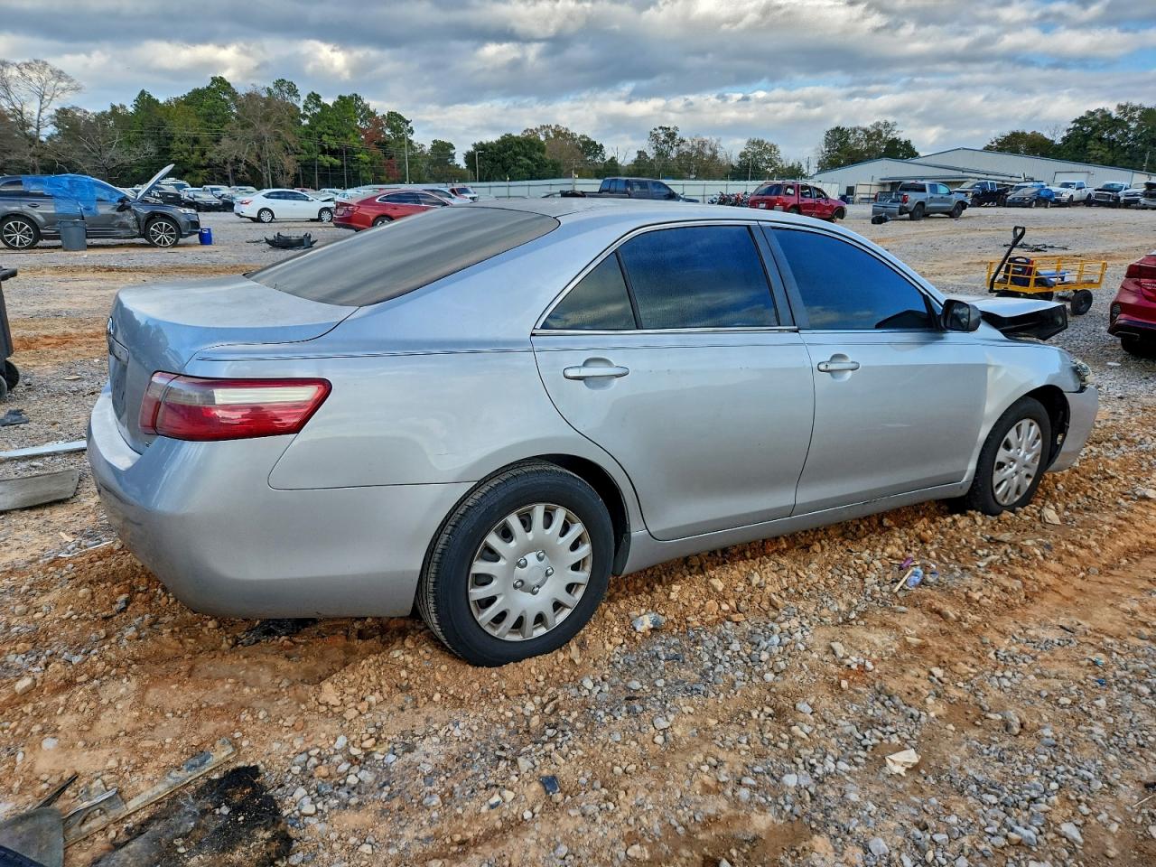 Toyota Camry Ce Image 12