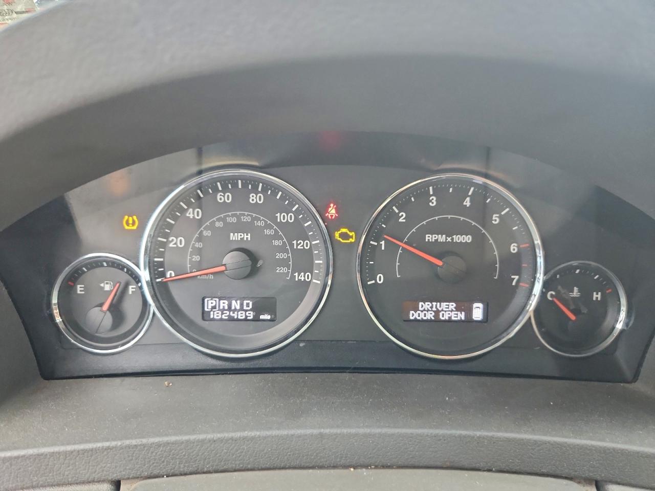 Jeep Grand Cherokee Laredo Image 8