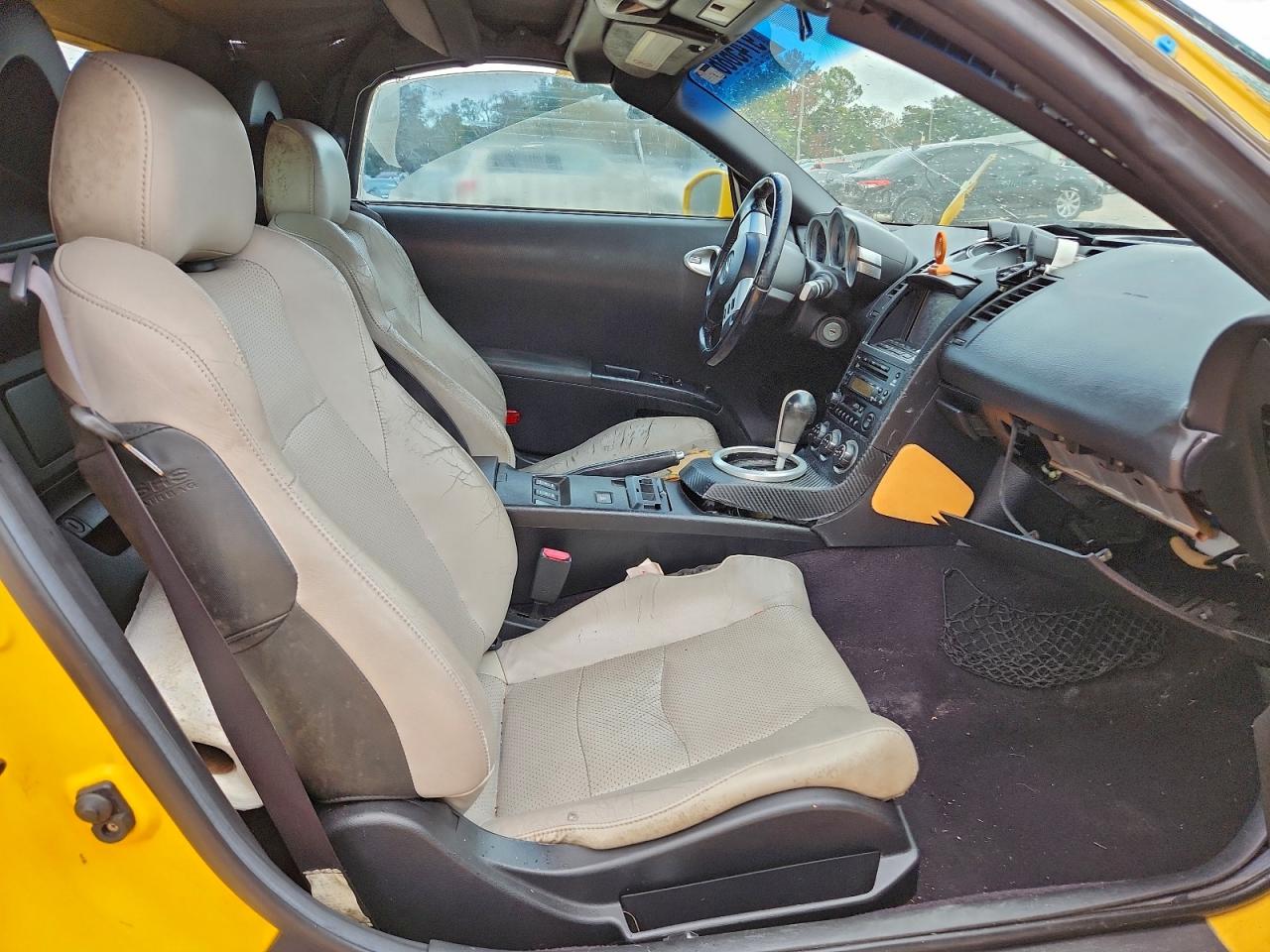 Nissan 350Z Roadster Image 9