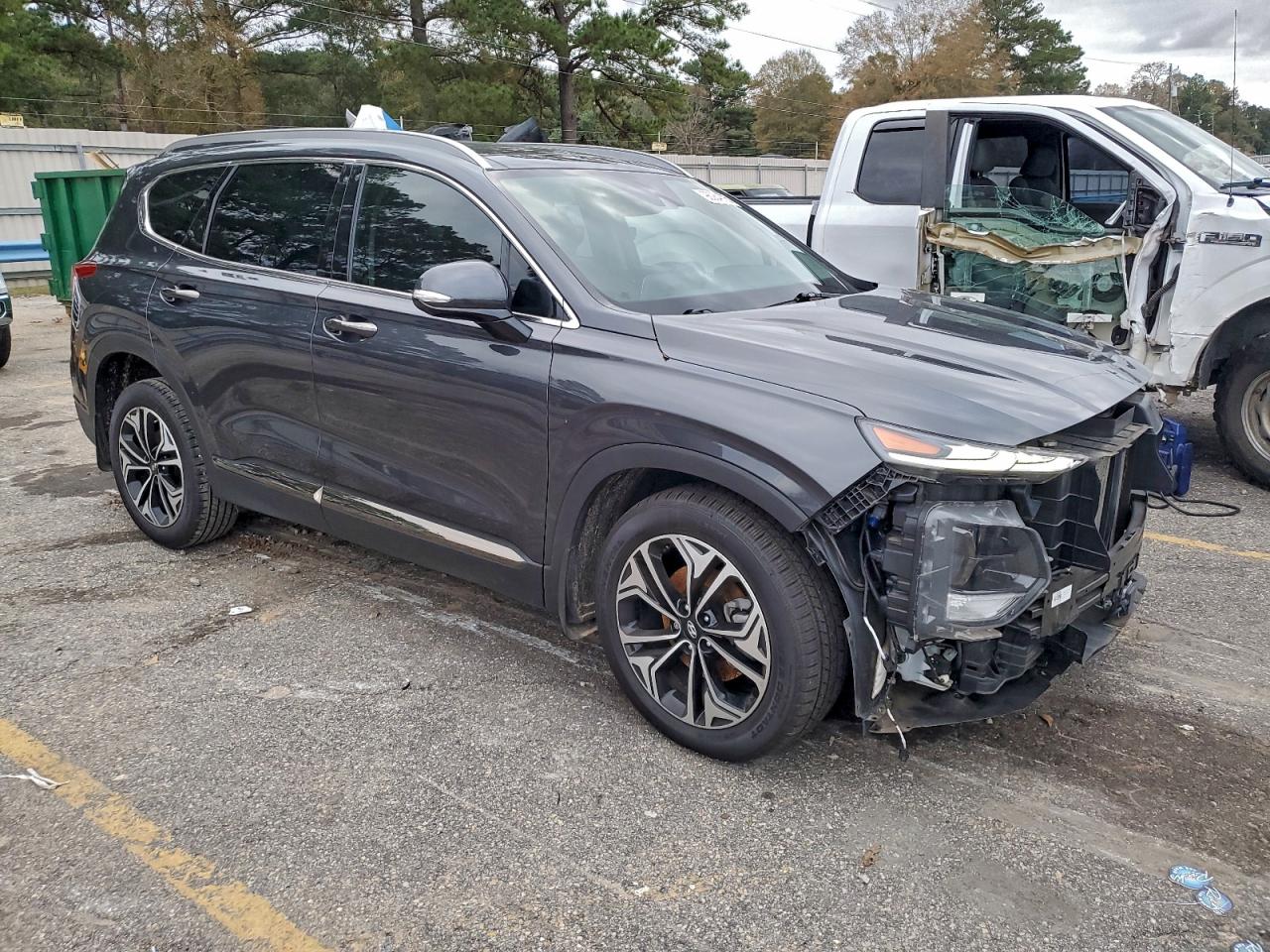 Hyundai SANTA FE Limited Image 6