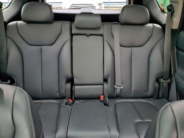 Hyundai SANTA FE Limited Image 2