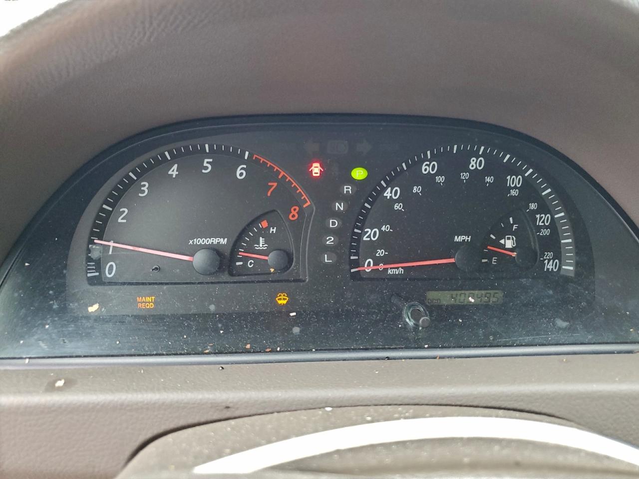 Toyota Camry Le Image 9