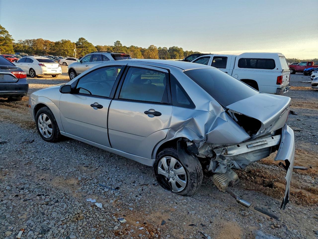 Ford Focus Zx4 Image 11