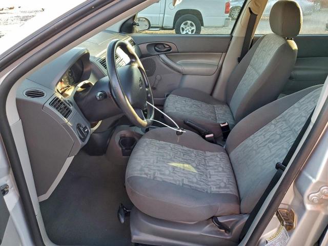 Ford Focus Zx4 Image 5