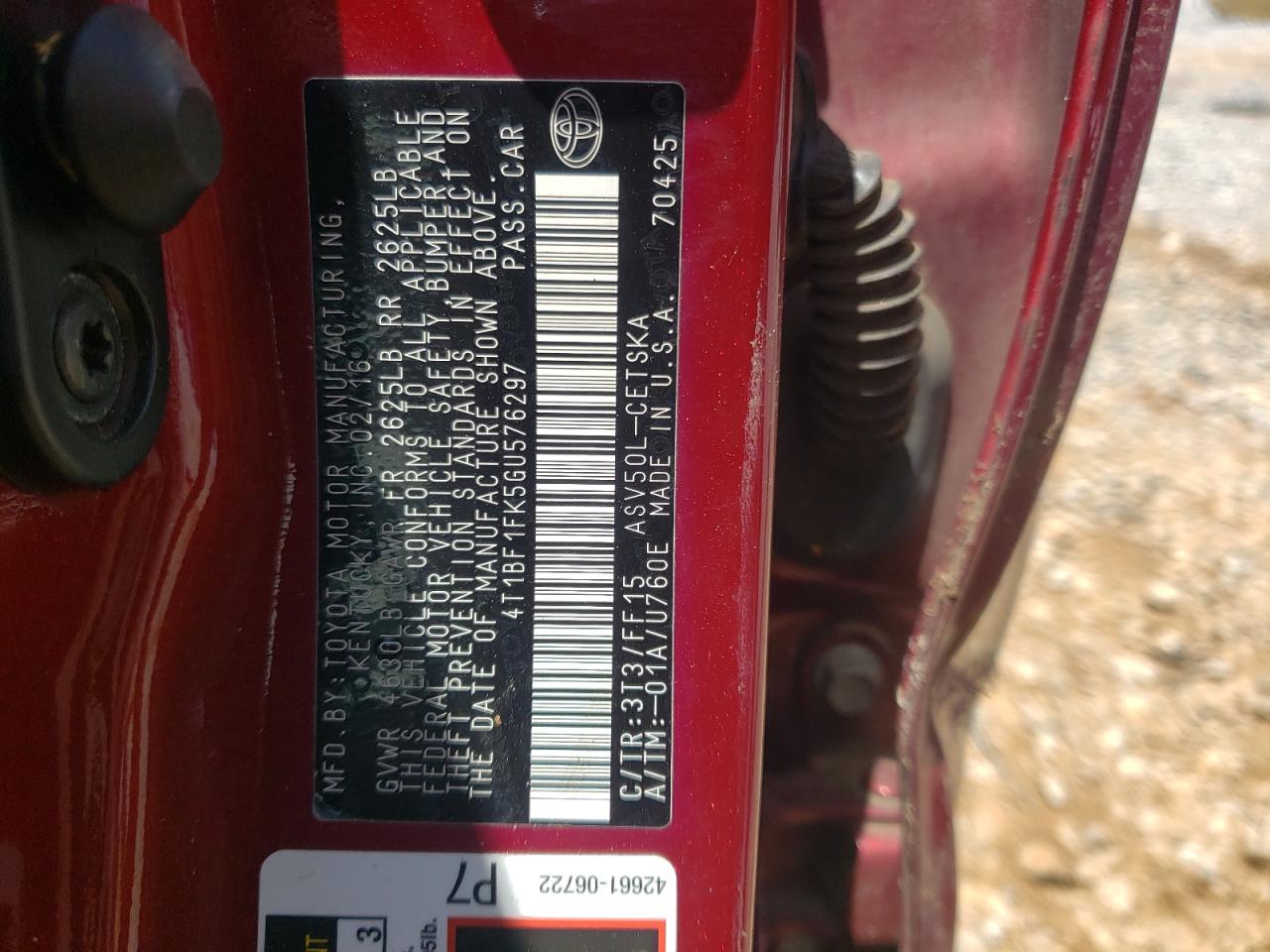 Toyota Camry Le Image 11