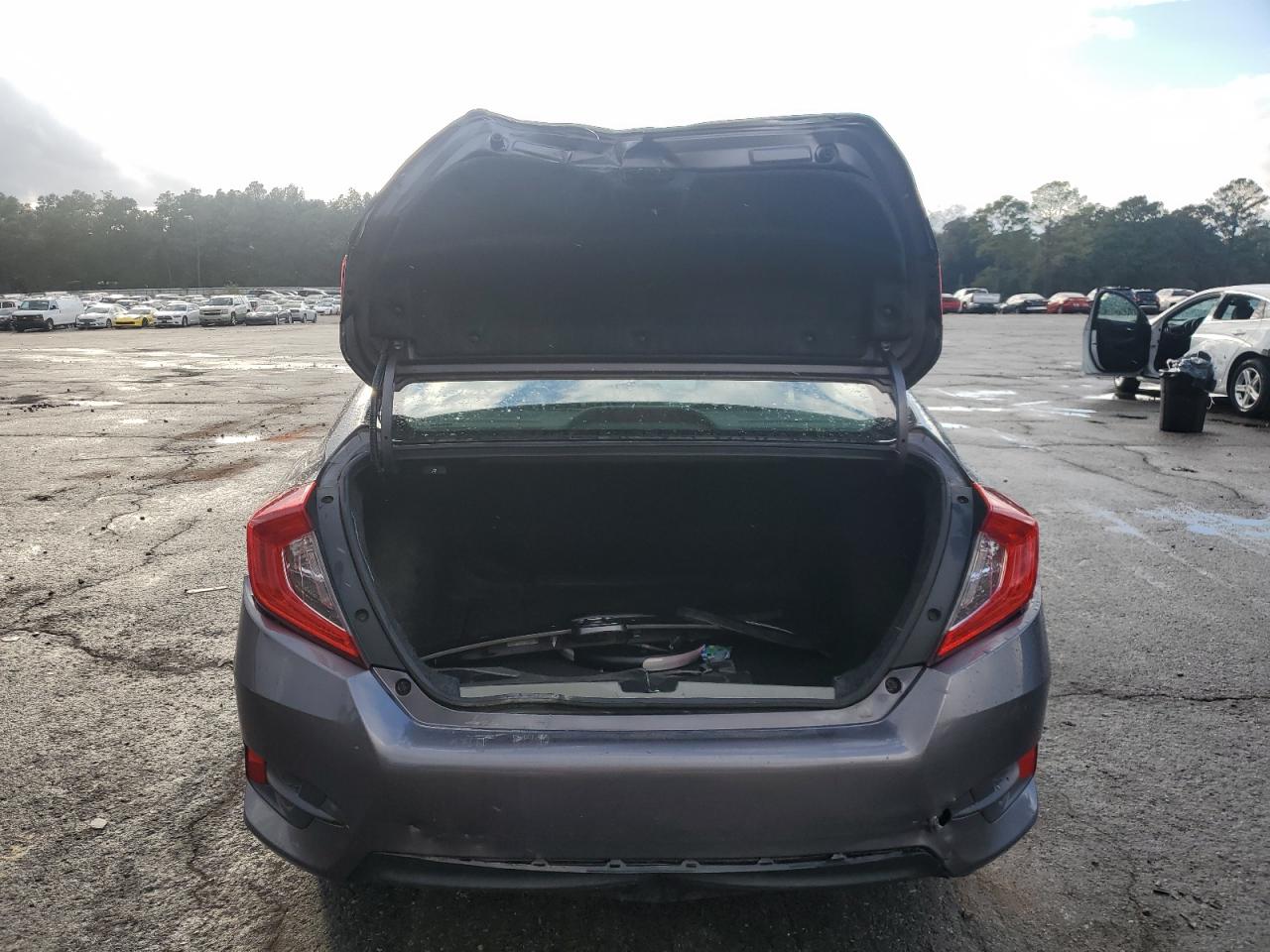 Honda Civic Lx Image 4