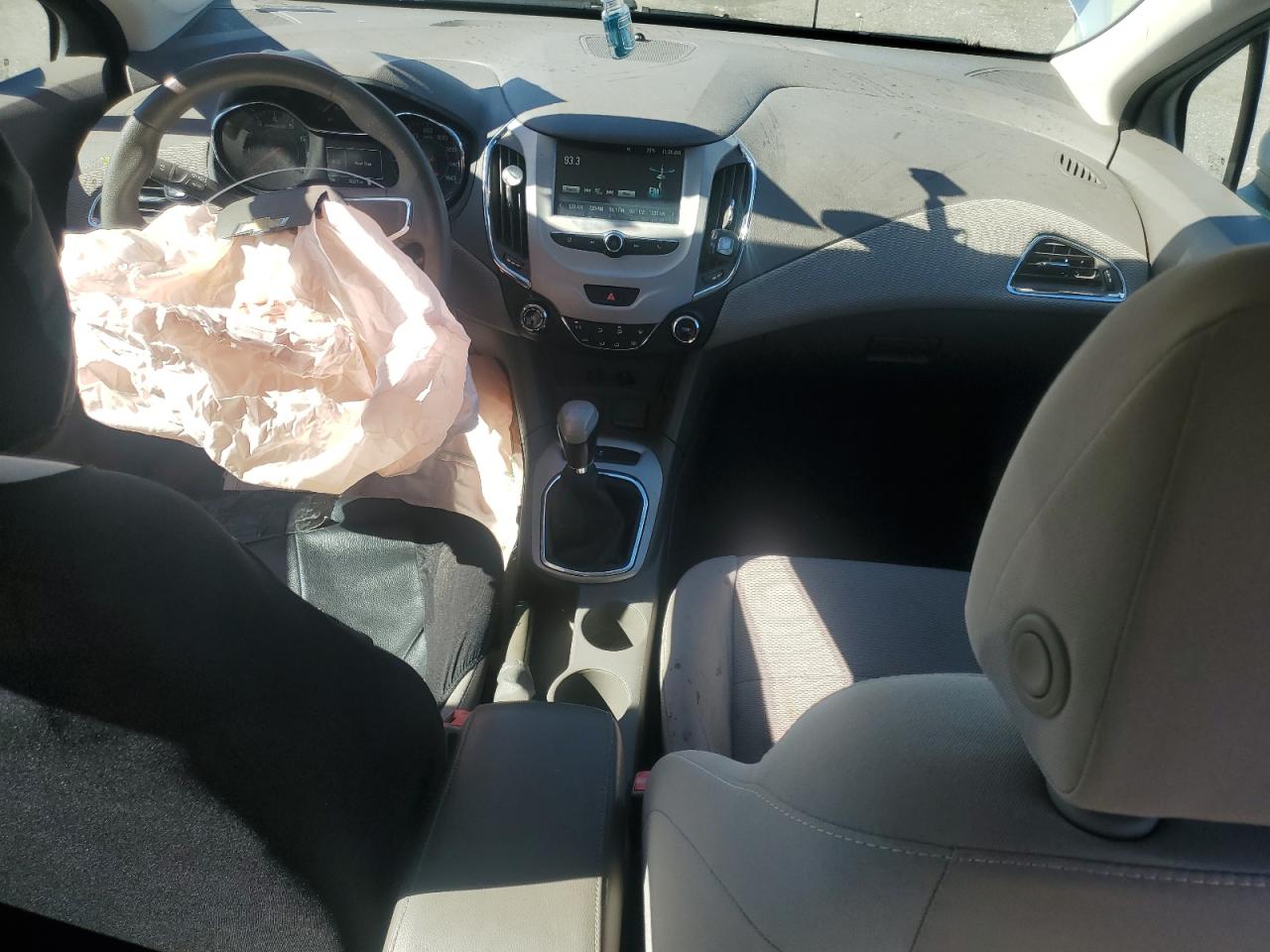 Chevrolet Cruze Ls Image 9