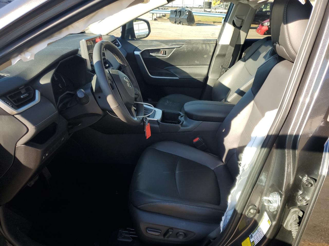 Toyota RAV4 Xle Premium Image 5