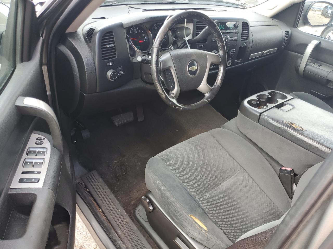 Chevrolet Silverado C1500 Image 12