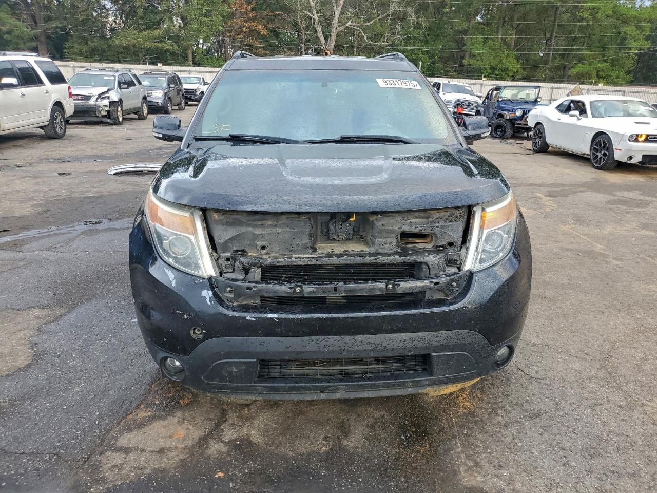 Ford Explorer Xlt Image 8