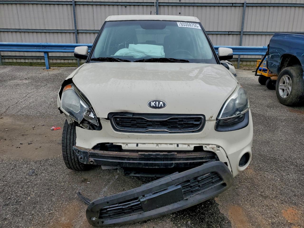 Kia Soul + Image 8