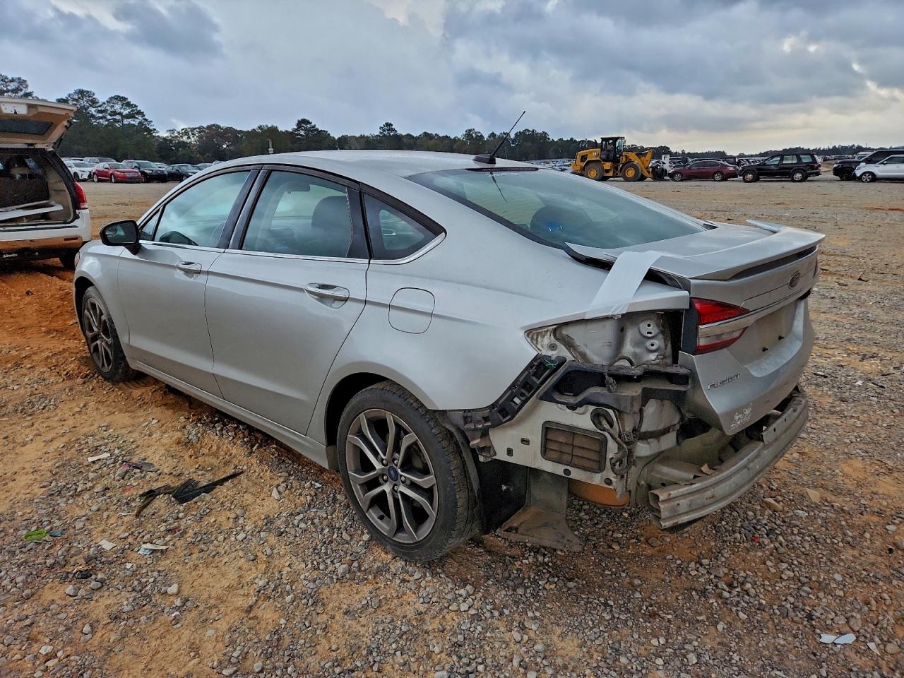 Ford Fusion S Image 3