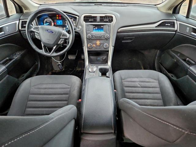 Ford Fusion S Image 4