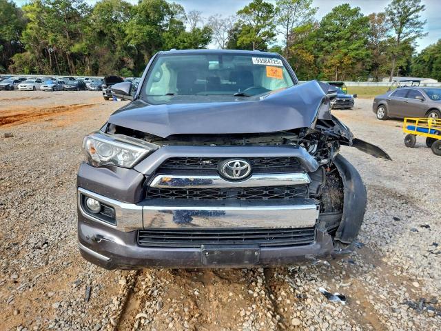 Toyota 4Runner Sr5 Image 3