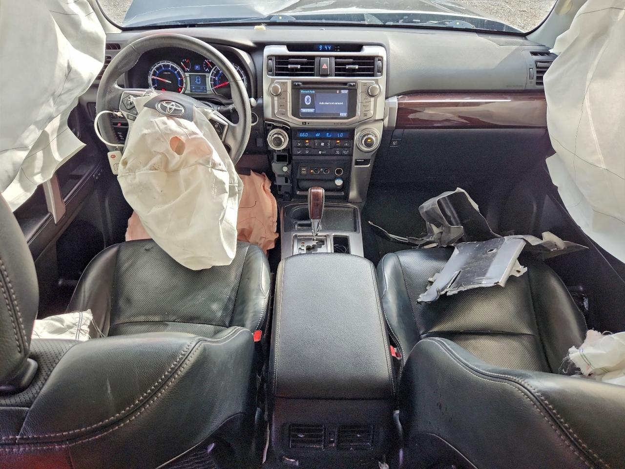 Toyota 4Runner Sr5 Image 10