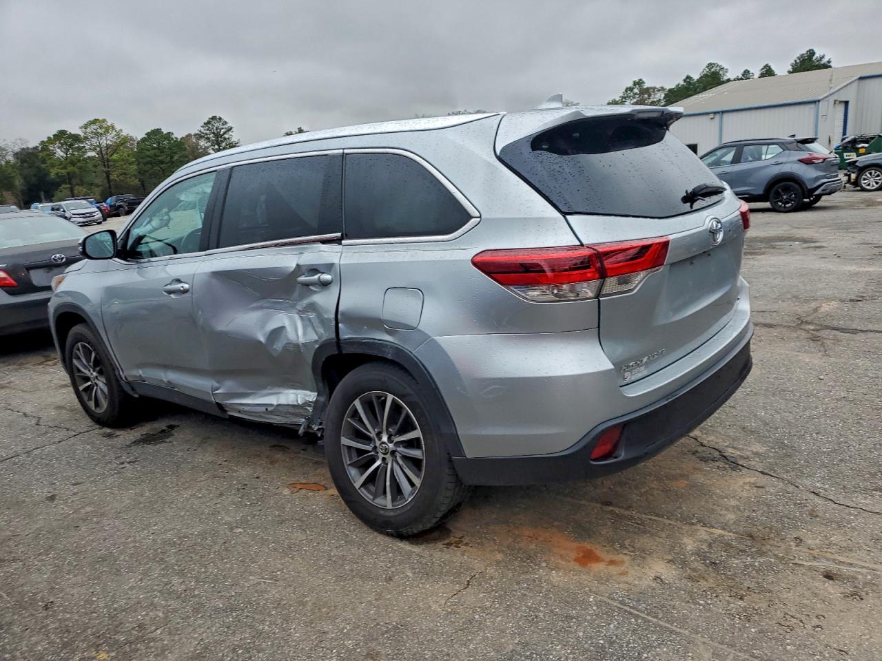 Toyota Highlander Se Image 2