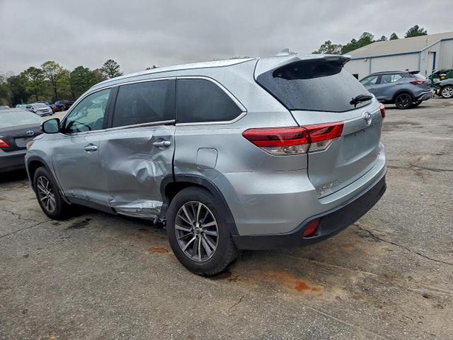 Toyota Highlander Se Image 2