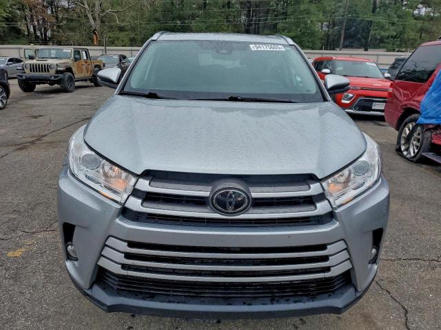 Toyota Highlander Se Image 6