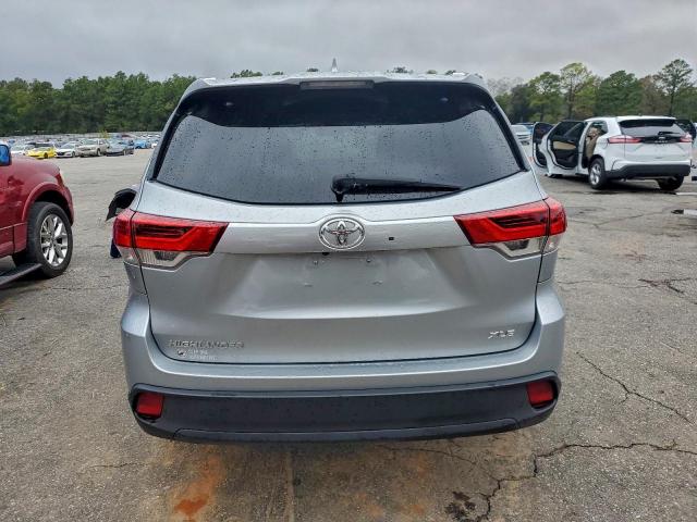 Toyota Highlander Se Image 5