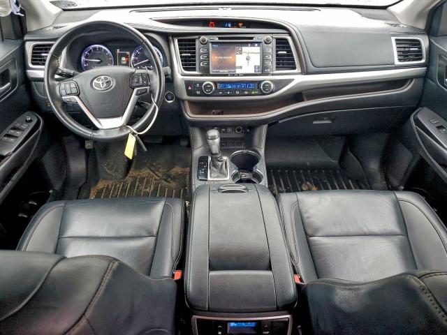 Toyota Highlander Se Image 12