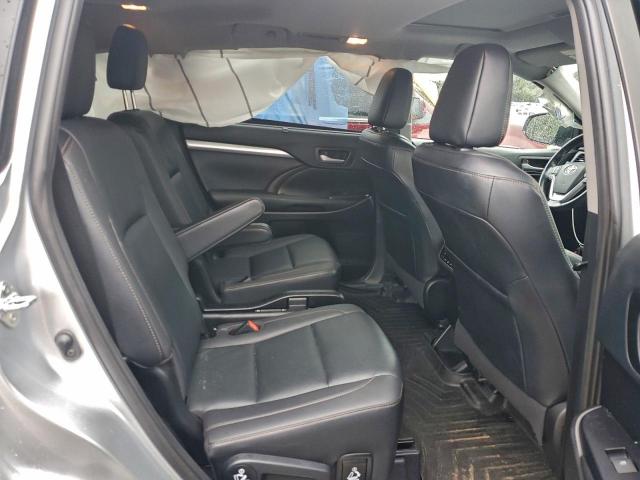 Toyota Highlander Se Image 7