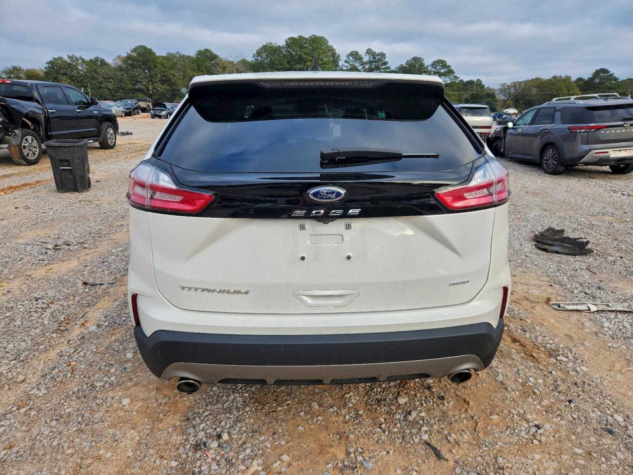 Ford Edge Titanium Image 6