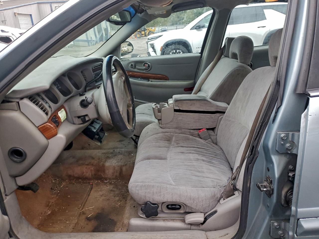 Buick LeSabre Custom Image 6