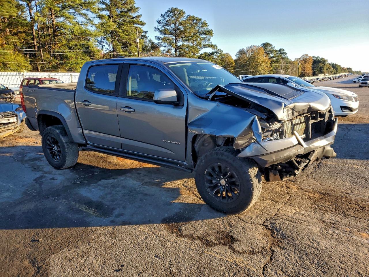 Chevrolet Colorado Zr2 Image 8