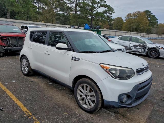 Kia Soul + Image 2