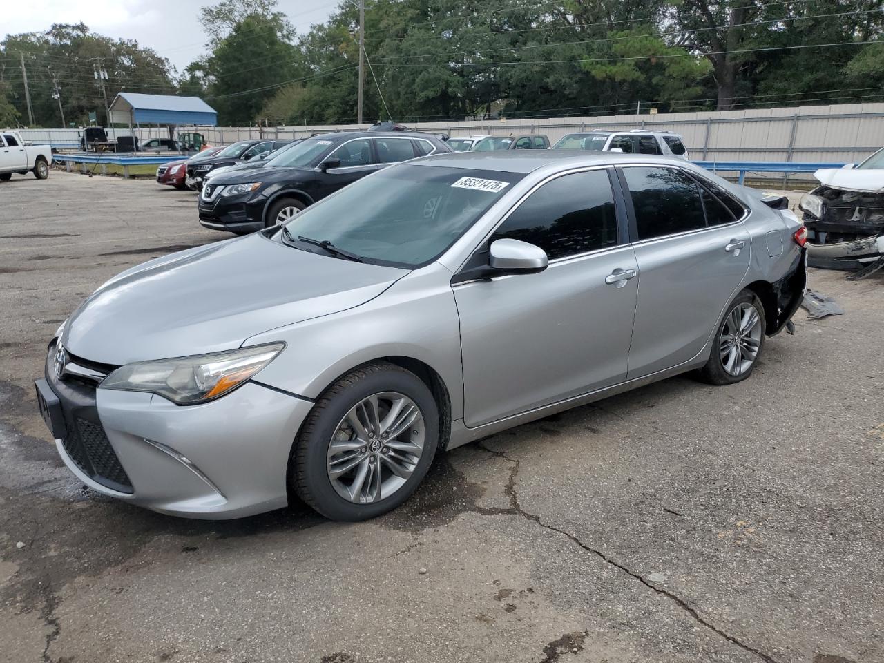 Toyota Camry Le Image 1