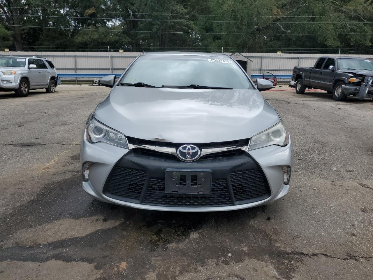 Toyota Camry Le Image 2