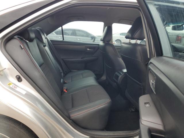 Toyota Camry Le Image 11