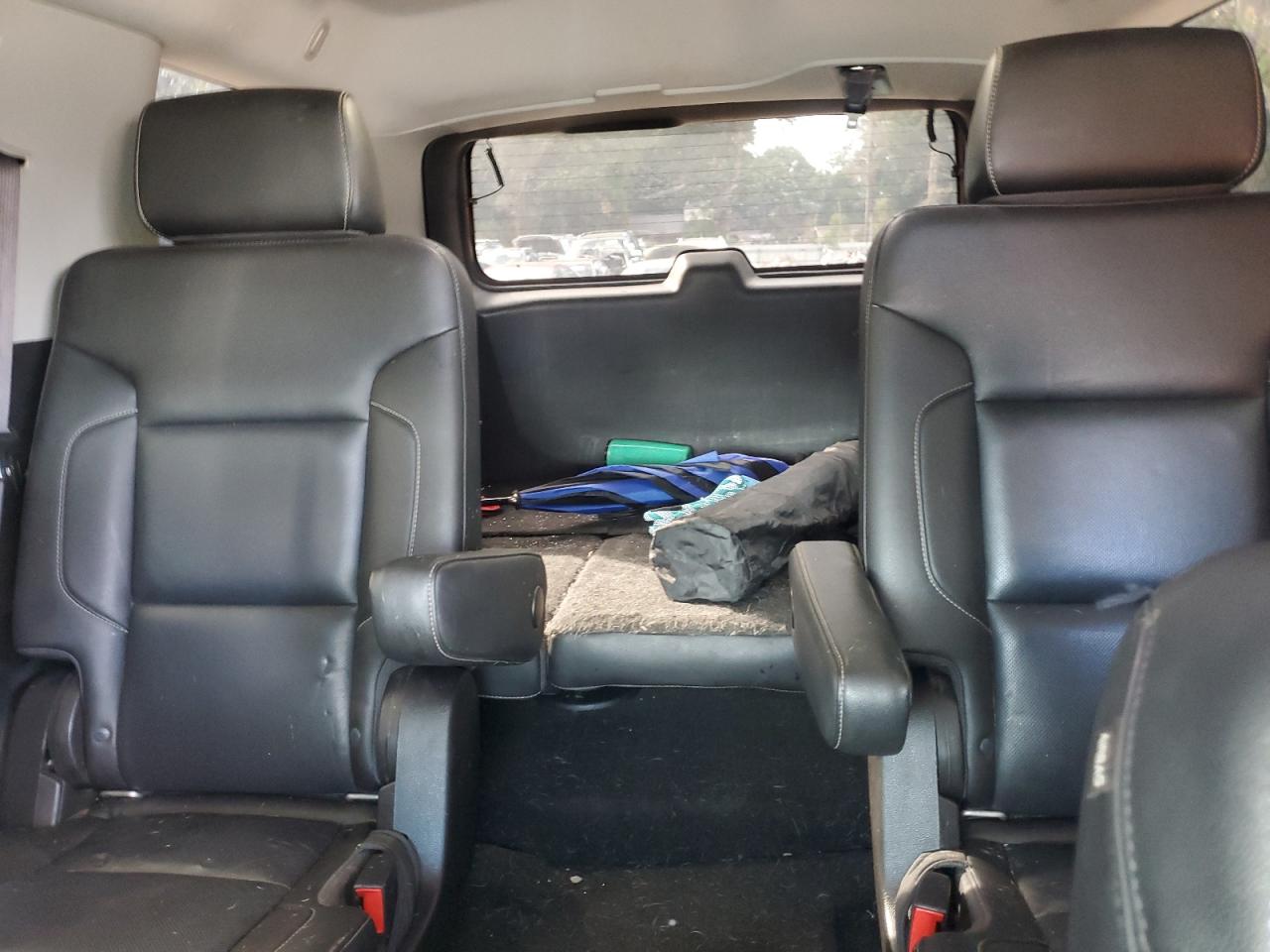 Chevrolet Tahoe C1500 Ltz Image 9