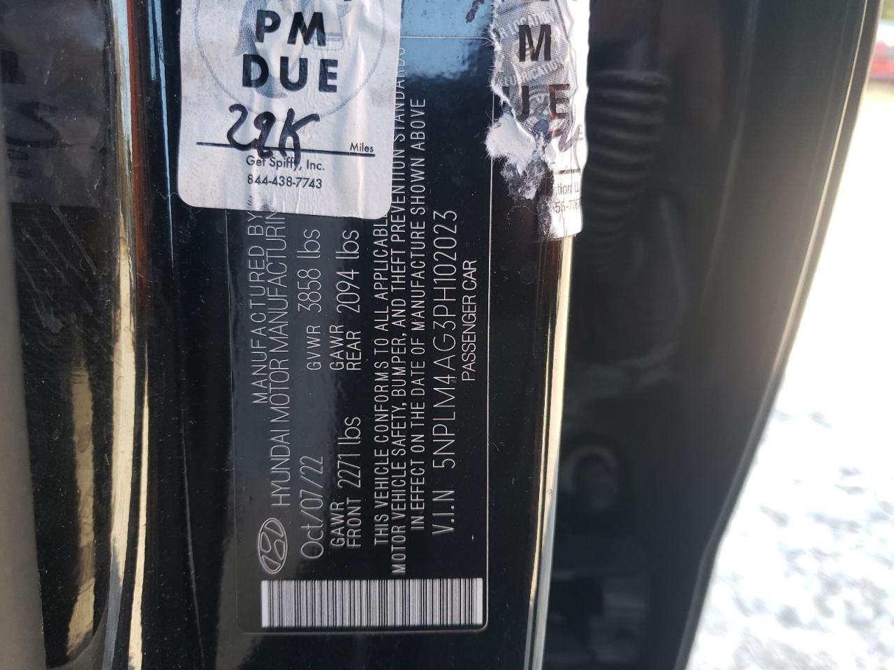 Hyundai ELANTRA Sel Image 2