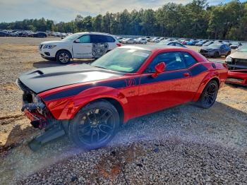  Salvage Dodge Challenger