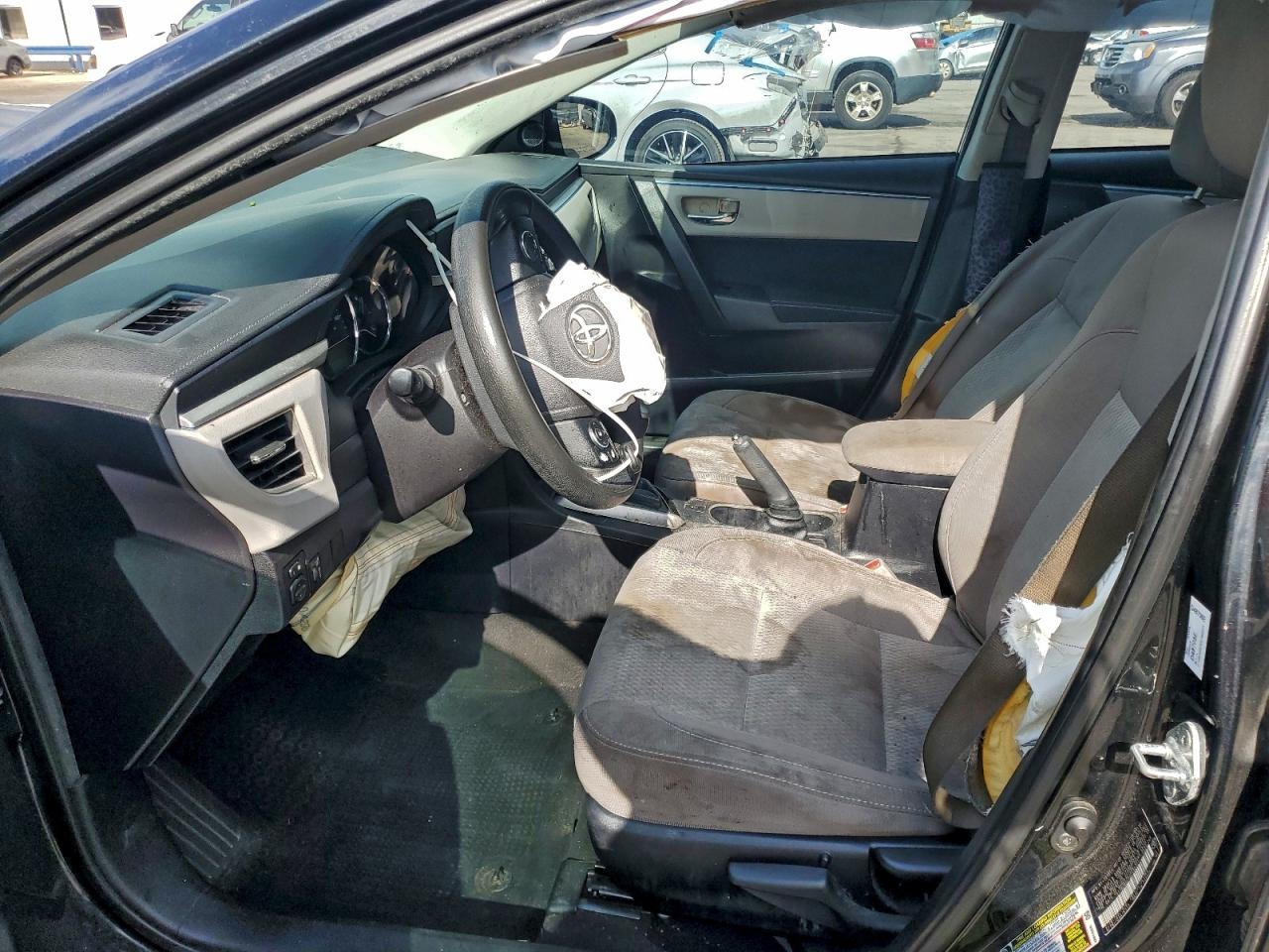 Toyota Corolla L Image 5