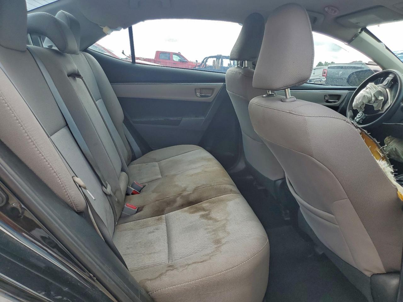 Toyota Corolla L Image 12